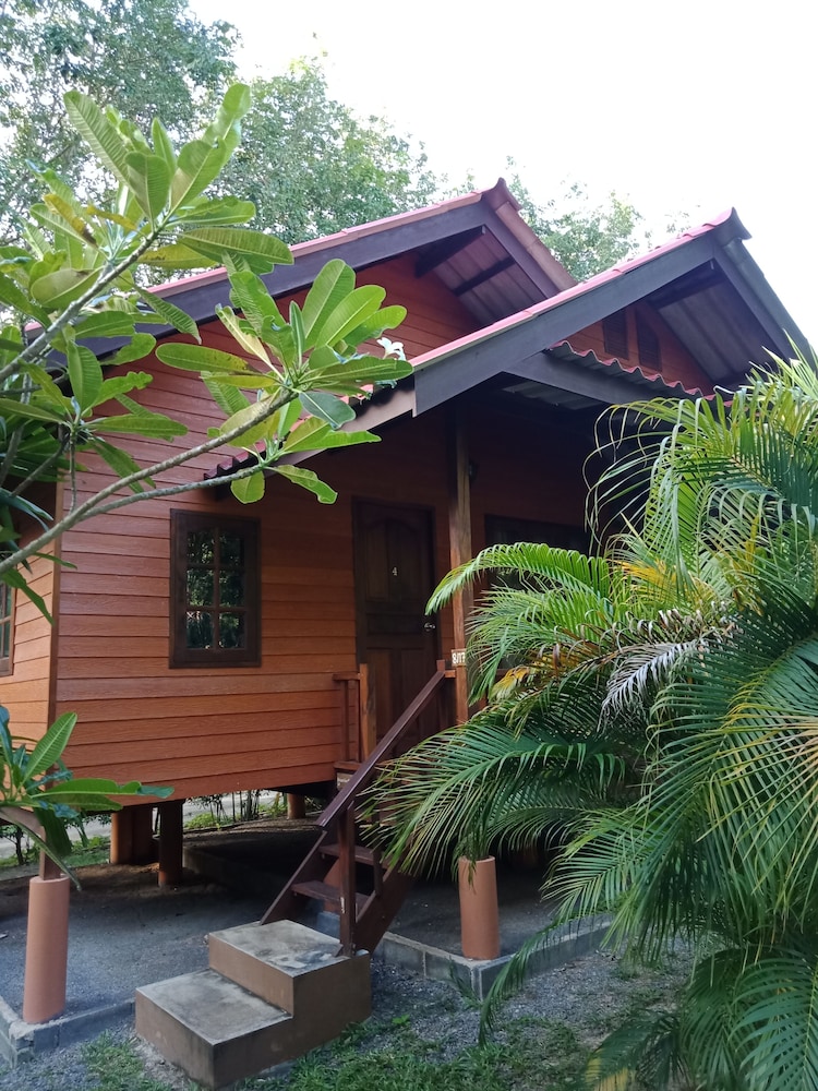 Najjamee Bungalows Koh Yao Noi view 5