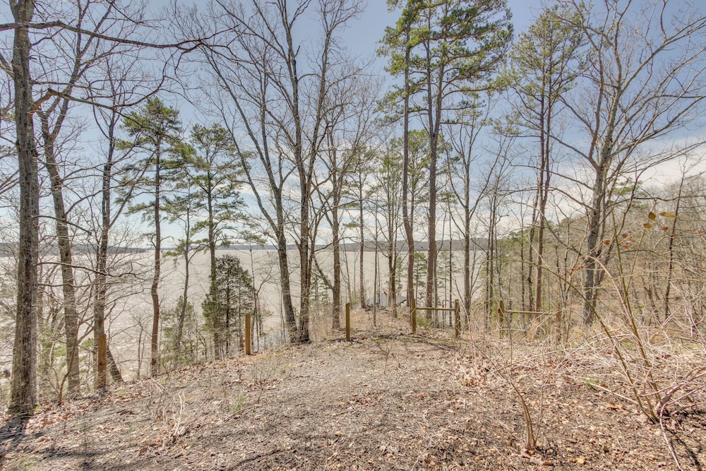 Swim, Boat & Fish: Waterloo Retreat w/ Views!