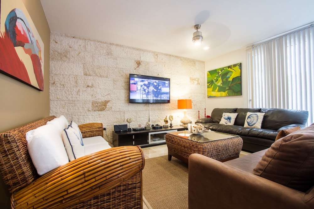 Mamitas Village 202-B by Vimex