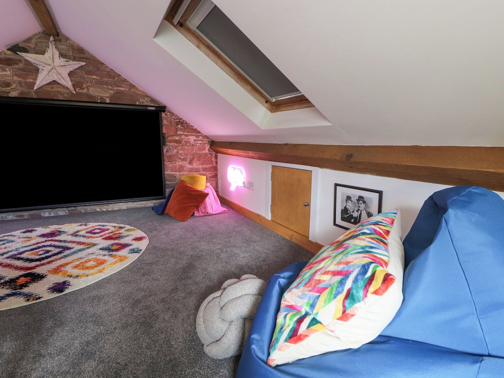 Lands Brow Lodge