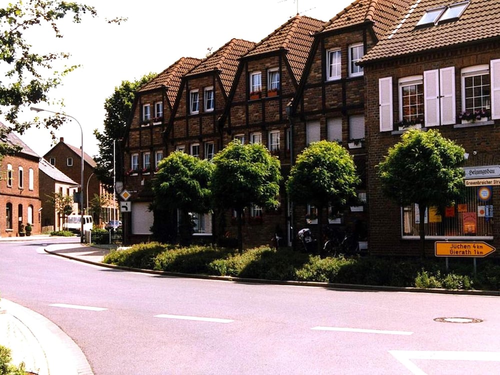 Holiday Home Near Dusseldorf Exhibition Centre