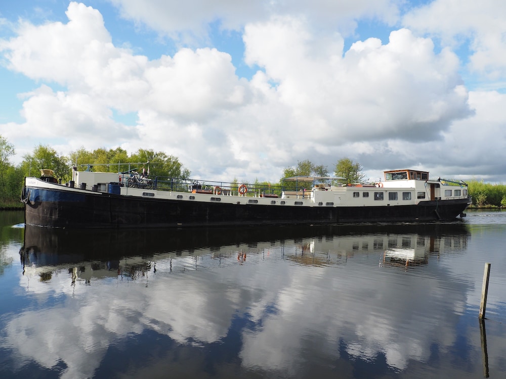 Hotelschip Sarah