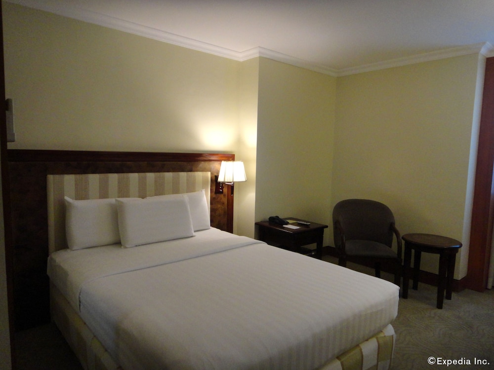 Cebu Vacations - Cebu Parklane International Hotel - Property Image 42