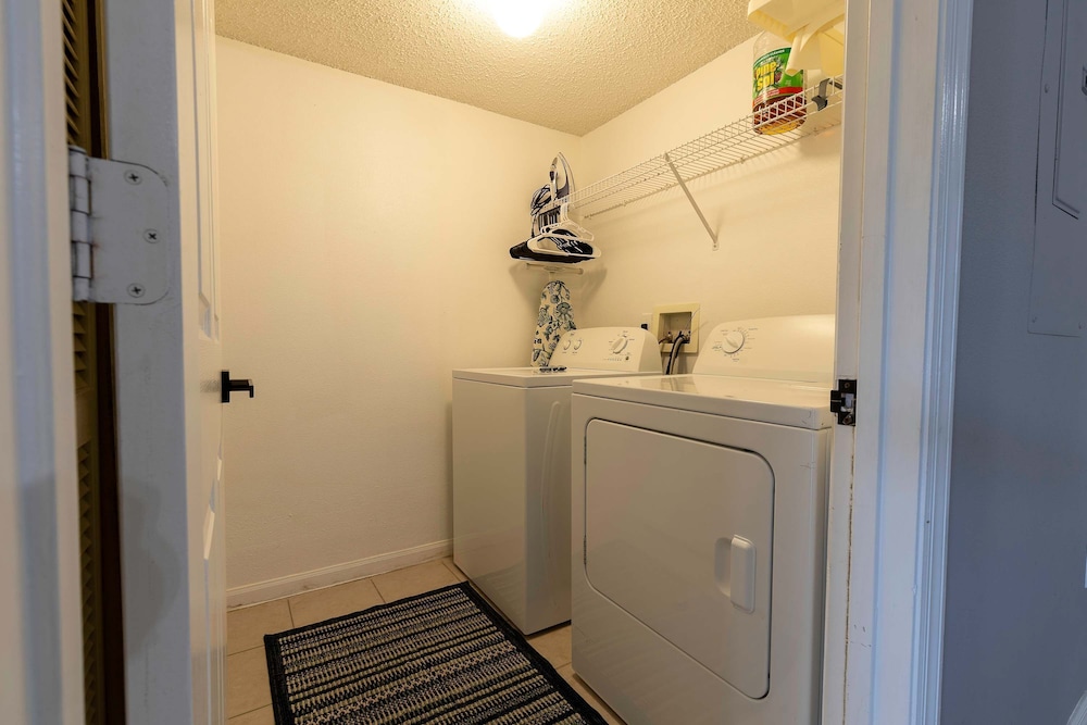 Cozy Family 3BR Townhouse Perfect Stay for 6 Guests