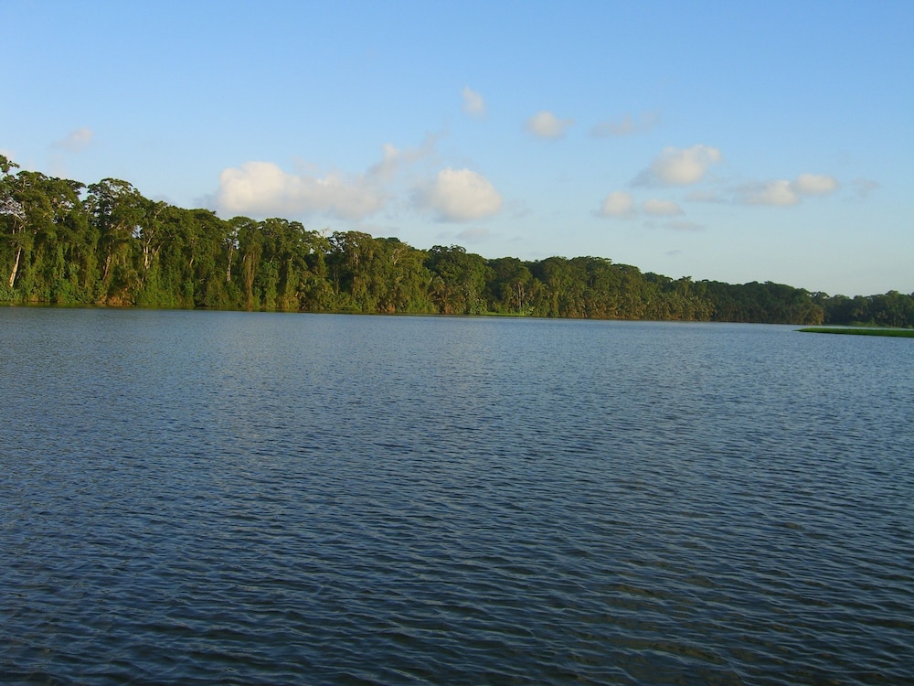Lirio Lodge
