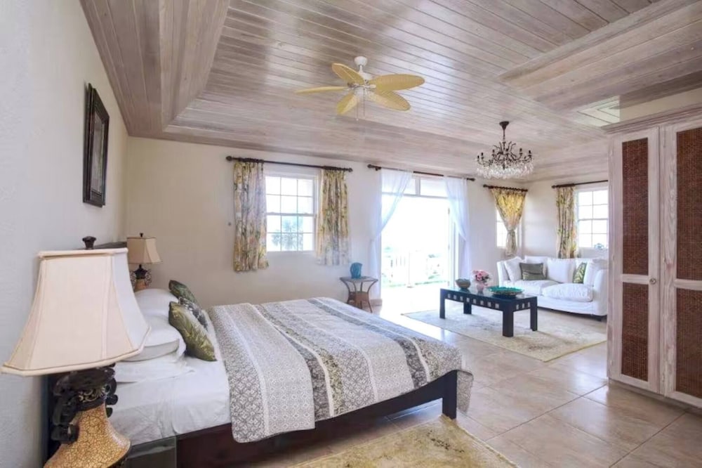 Landsdown House 5bd by Zenbreak