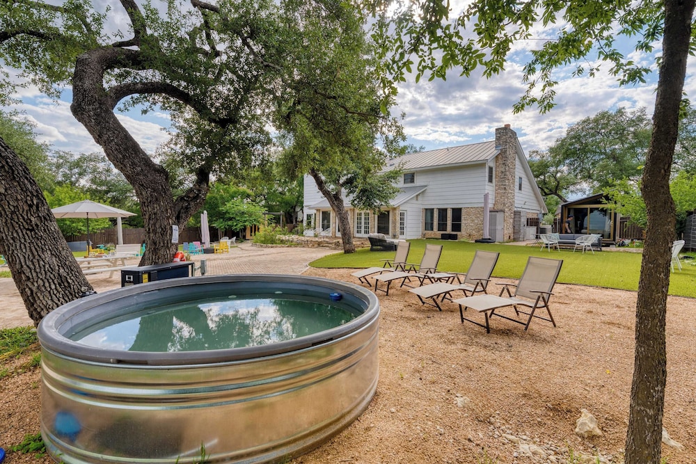 Summer Sale! El Dorado Estate Private 2-acre Escape With Pool & Guest Suites Firepit, Playset, Guest Suites