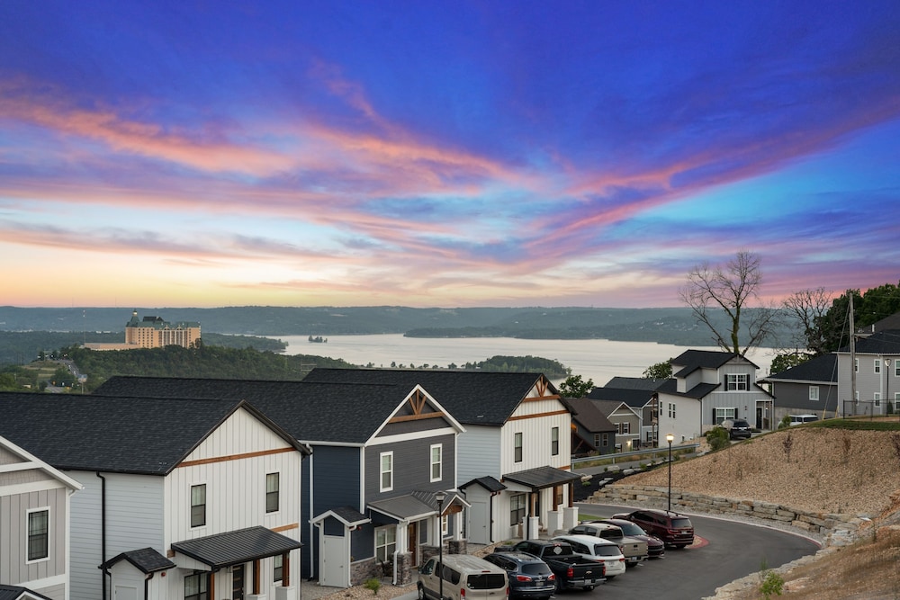 Cm132-6 -summer Breeze- Sleeps 17 6 Bedroom Home