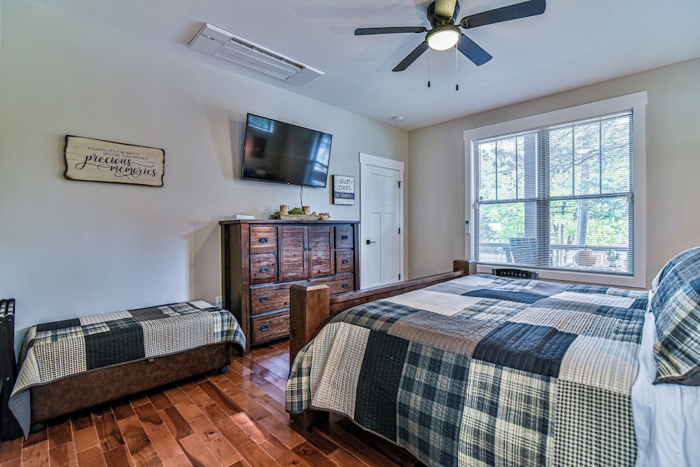 The Montreat House