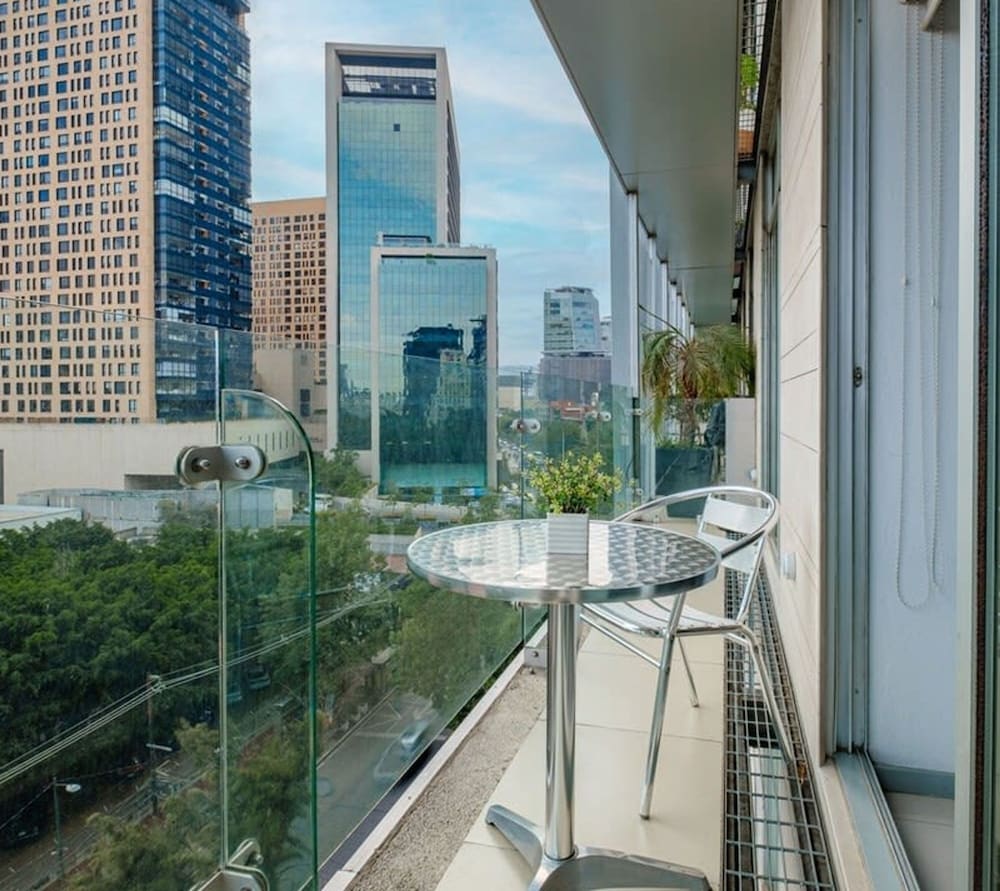 2BR Apartment With Jacuzzi - Pool - City Skyline — Mexico City
