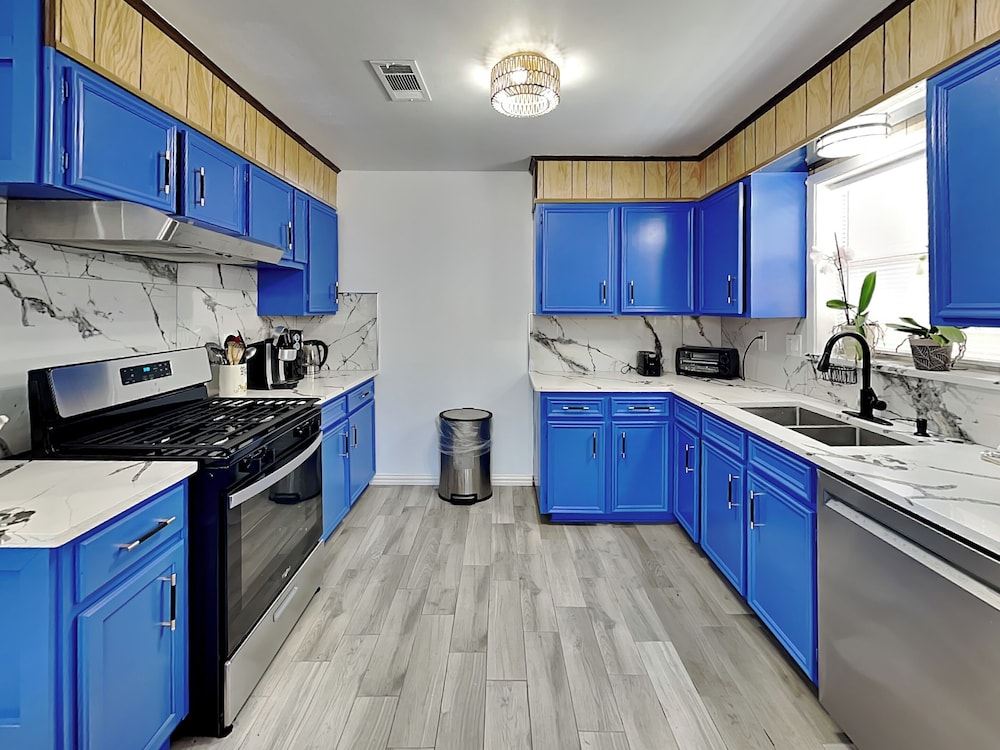 Fish and Enjoy Galveston by Ryson Vacation Rentals