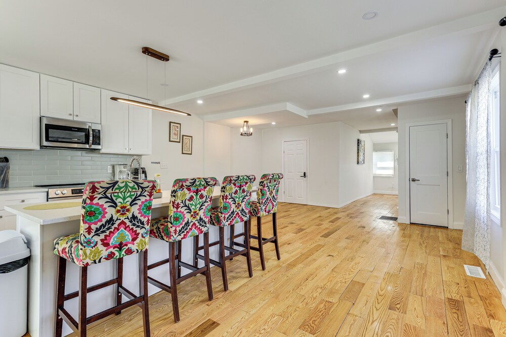 Pet-friendly Home w/ Spacious Yard in Avon!