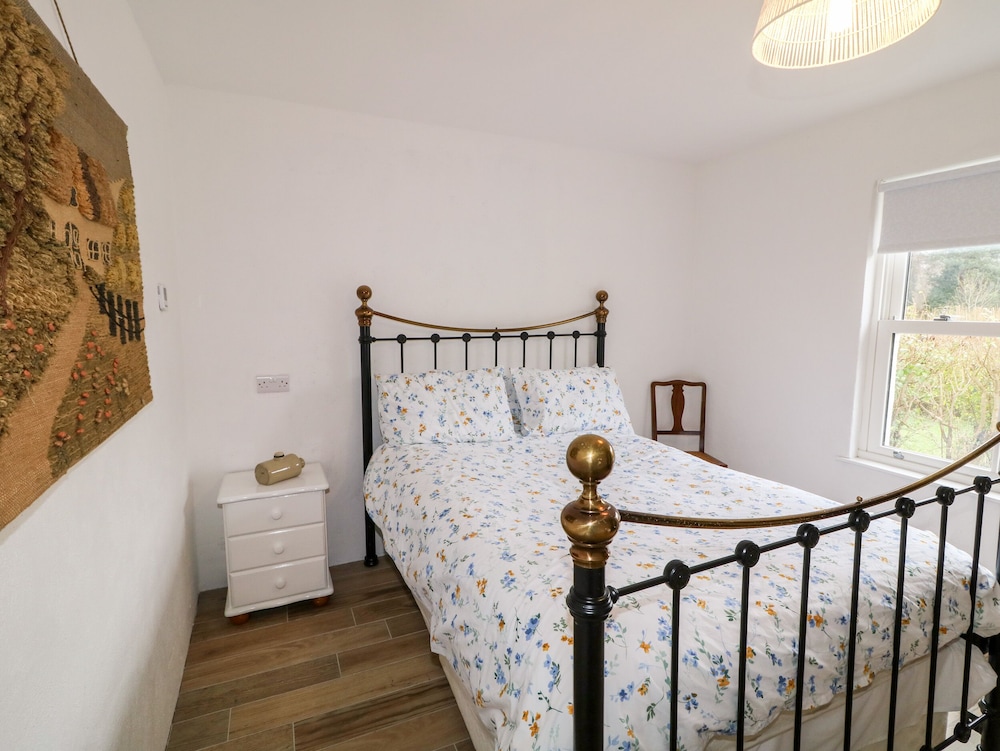 The Poets Cottage