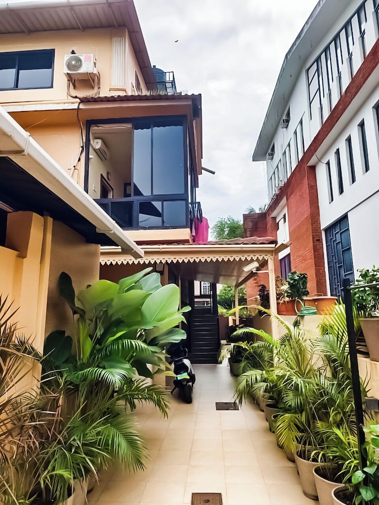 shradha luxury room