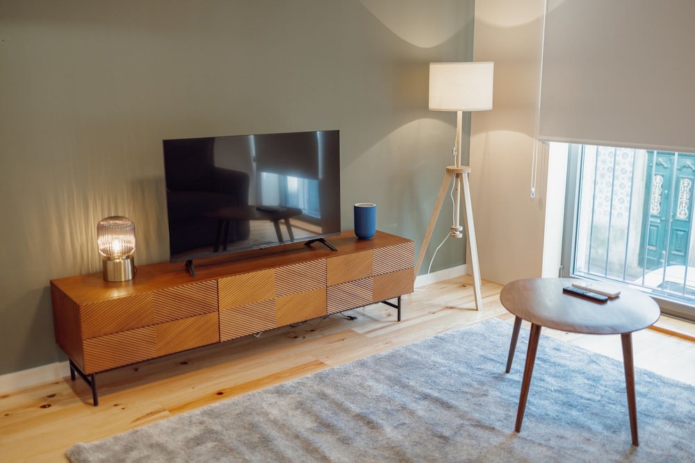 Gaia Premium B Apartment by Vacationy