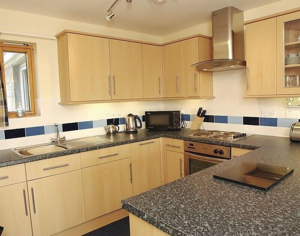 Polzeath Court 4