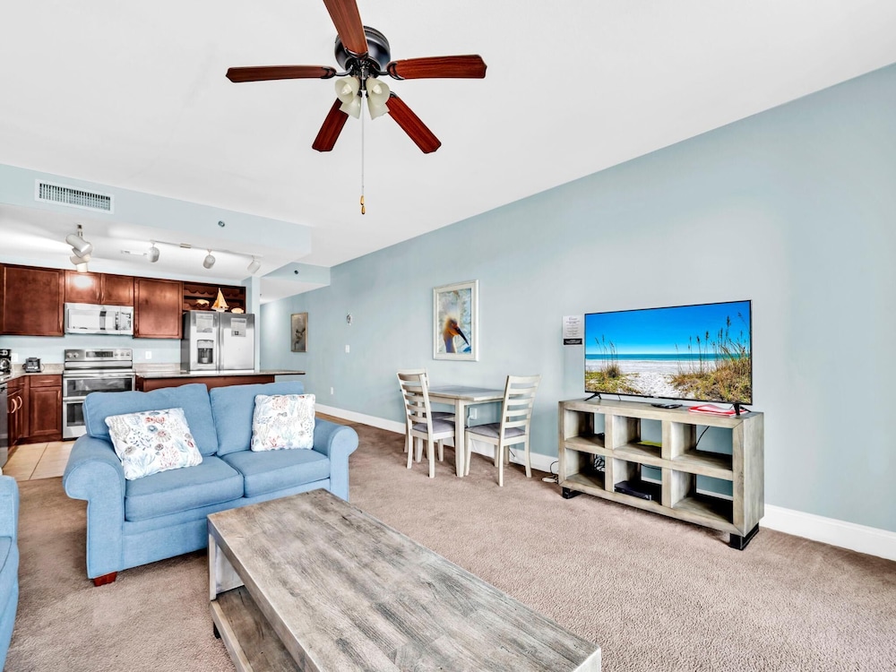 Laketown Wharf 331