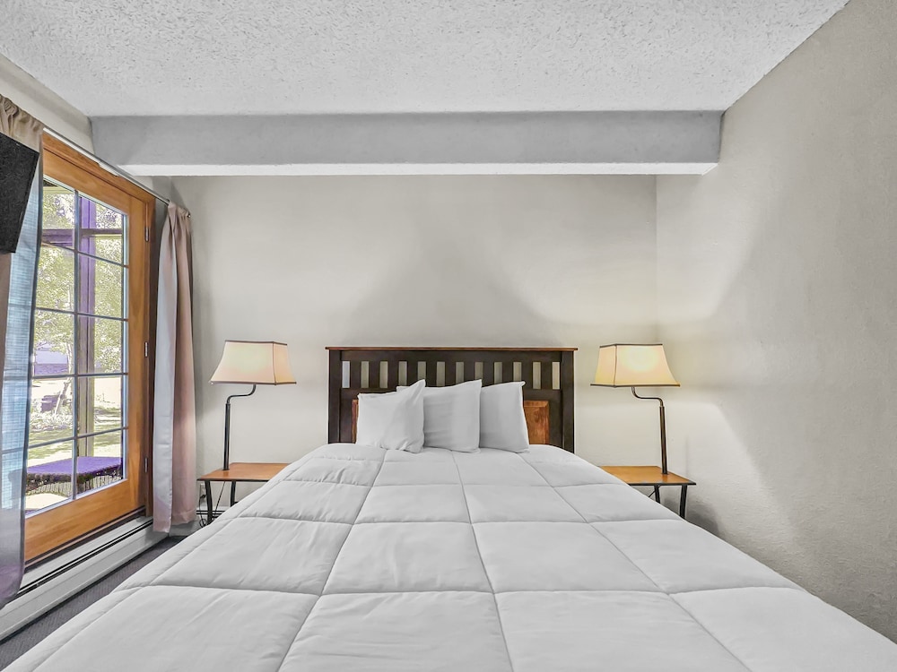 SkyRun - Vacation Condos in Copper Mountain Resort CO