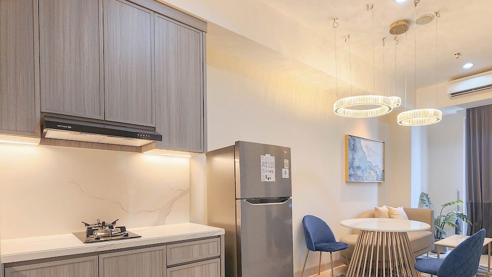 Wonderful 2BR with City View at Grand Sungkono Lagoon Apartment