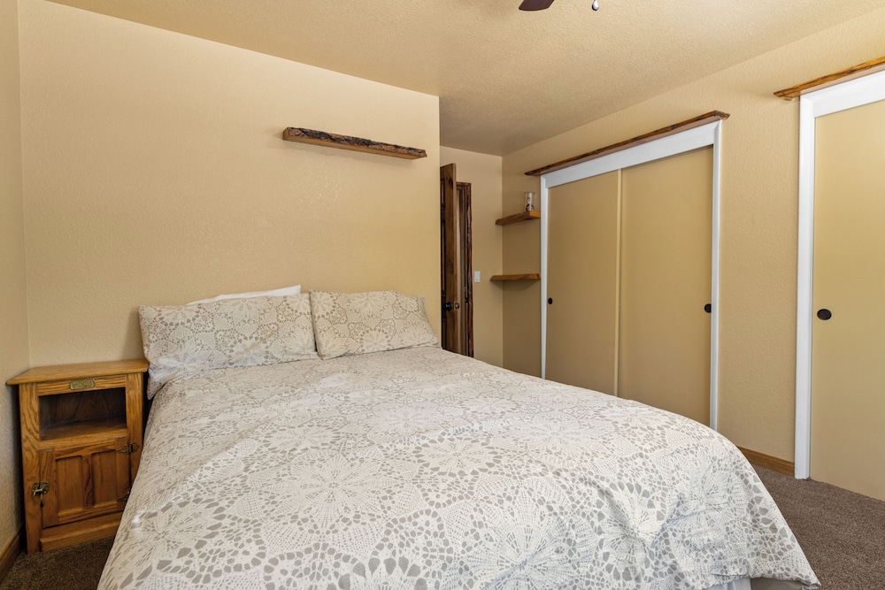 Moonridge Retreat