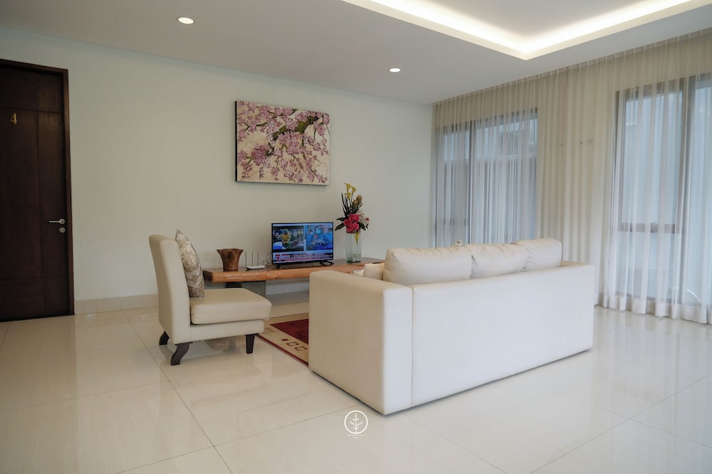 Magenta Hill View Villa 6 bedrooms with a private slide pool