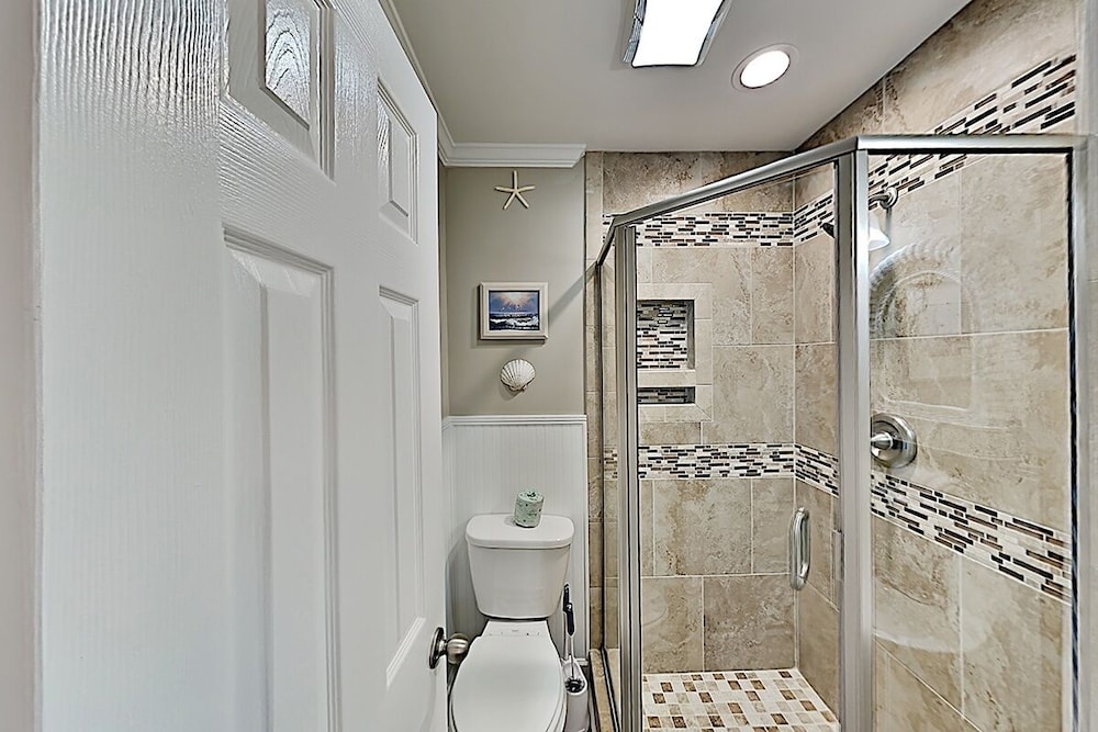 A Place At The Beach Iii 9520-2b 2 Bedroom Condo