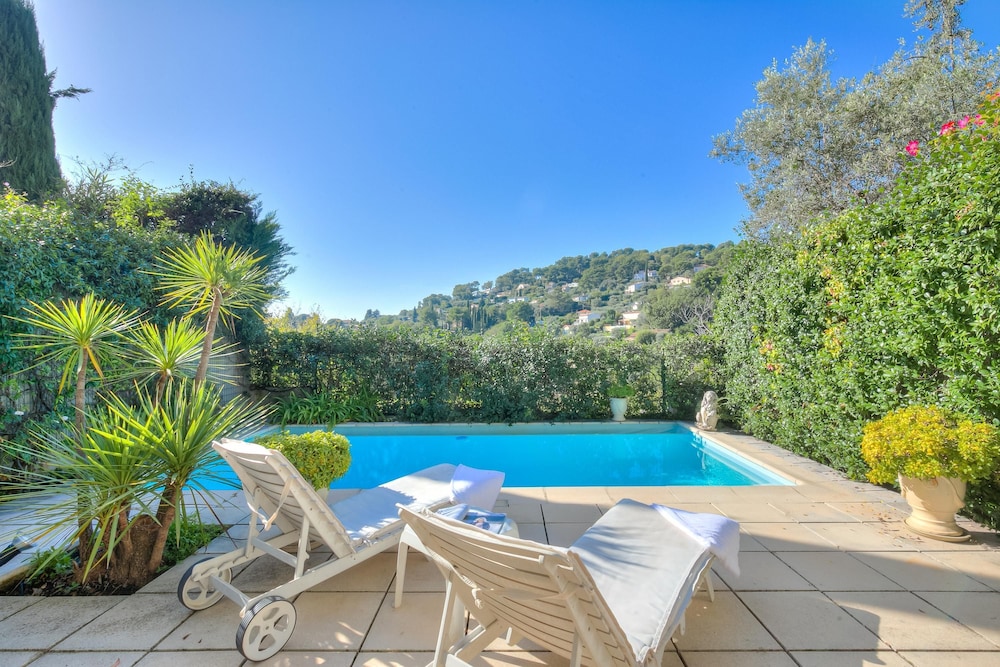 Semiramis at Villa Laurie Mougins