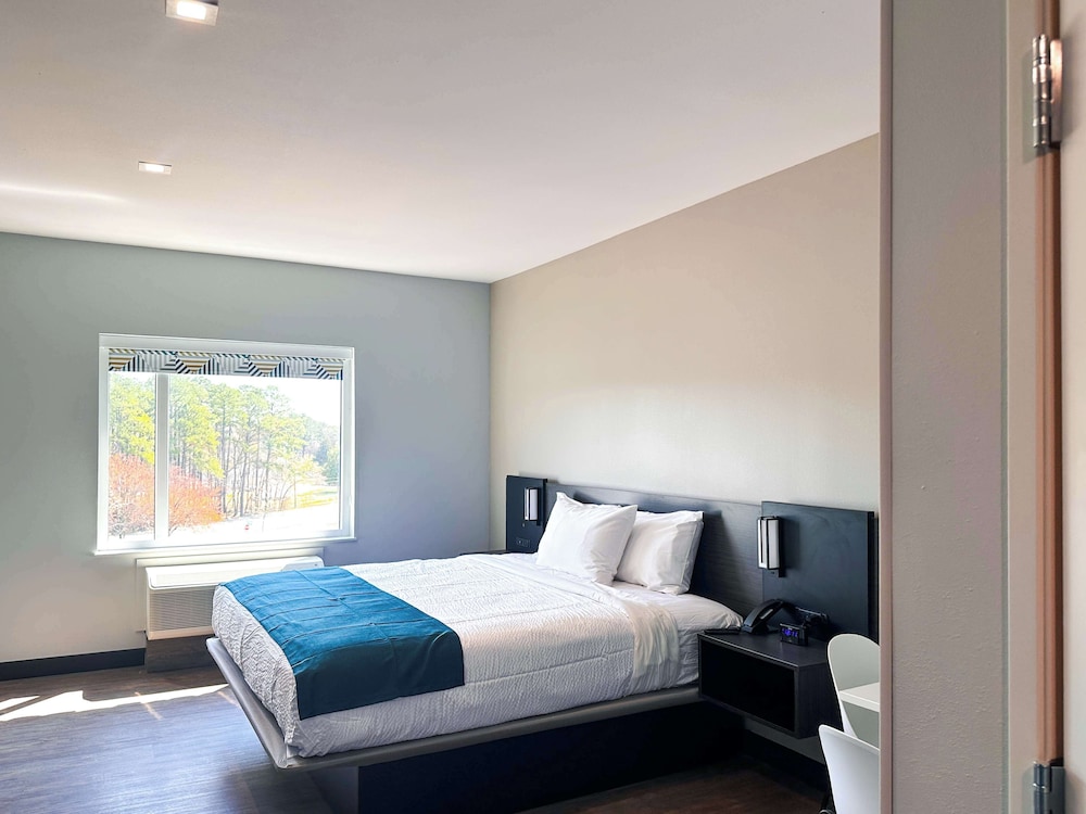 Studio 6 Richmond Airport