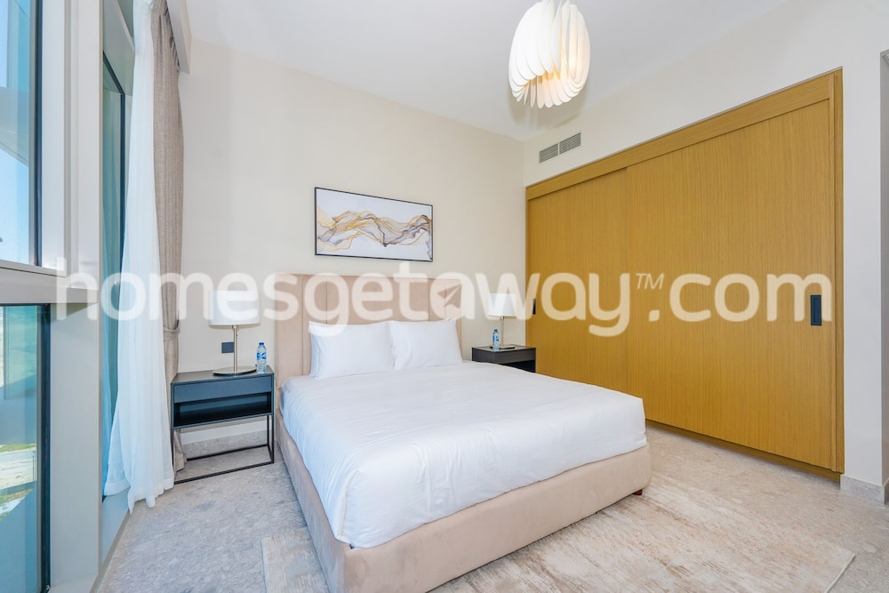 HomesGetaway-Golf Suites Dubai Hills 1BR