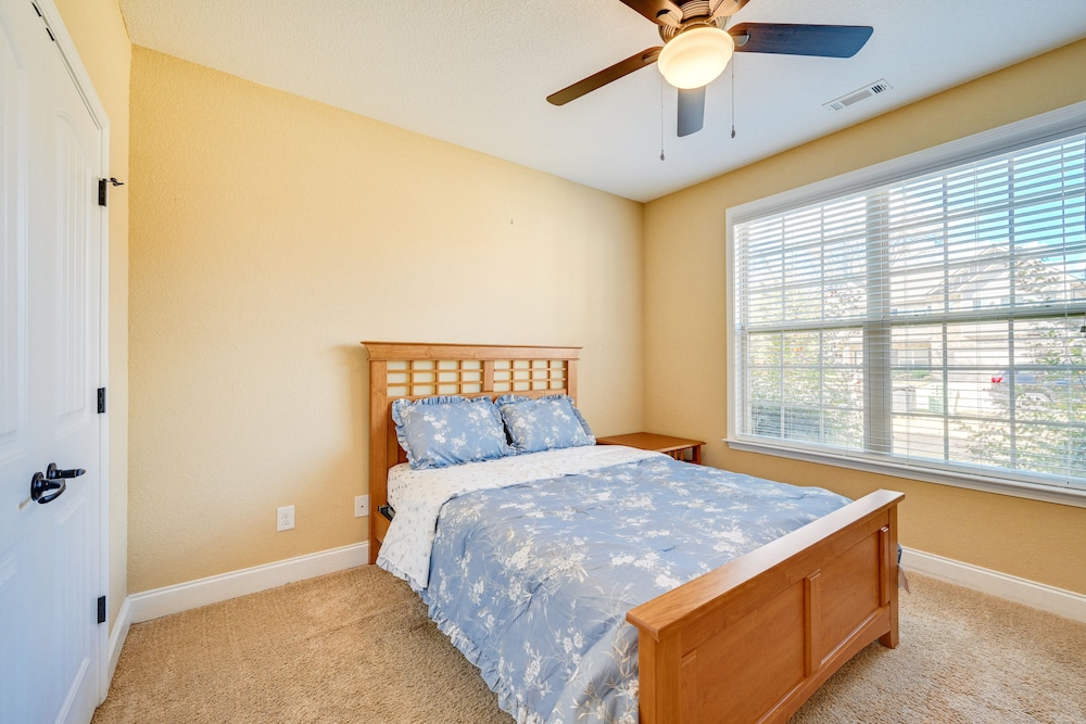 Spacious Kathleen Vacation Rental w/ Fireplace