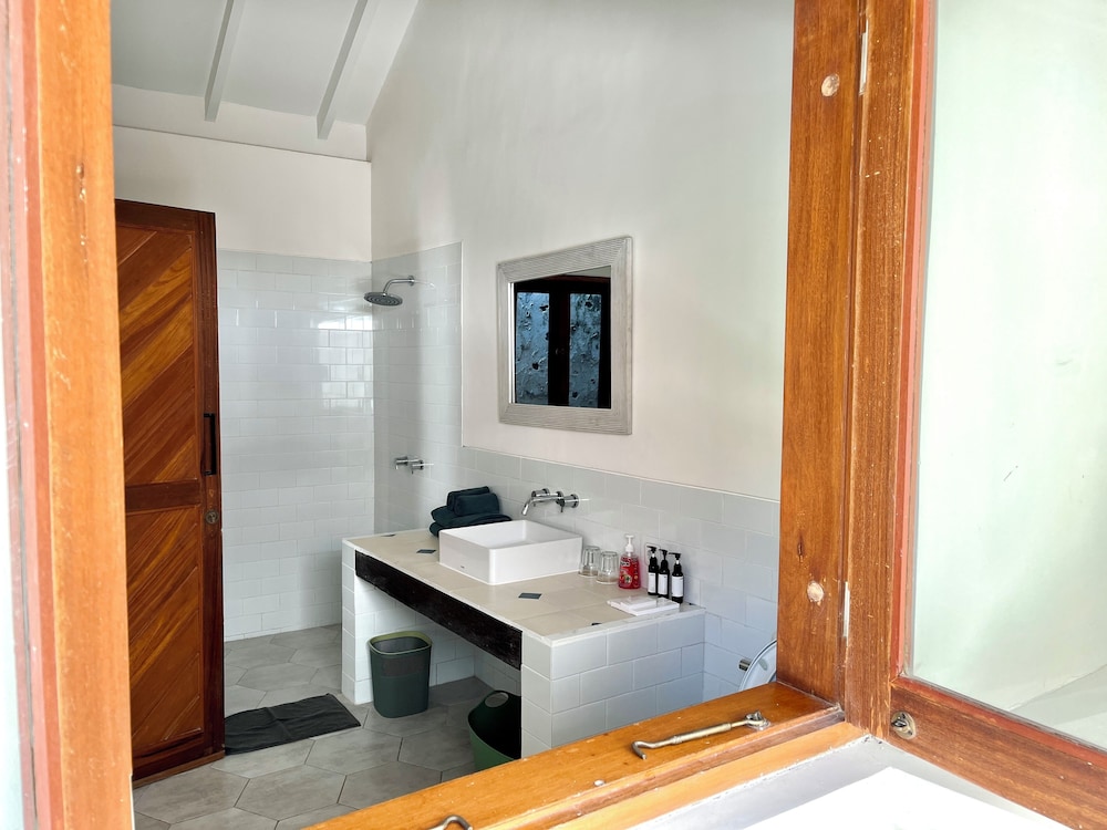 Charming Two Bedroom Villa Near Seminyak