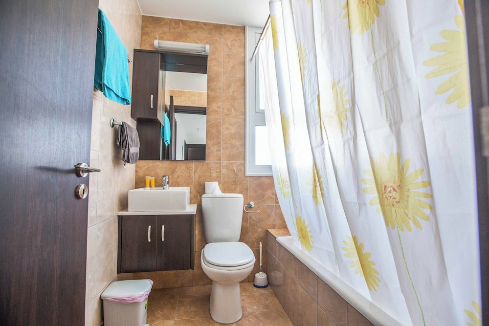 Protaras Pearl Pe16
