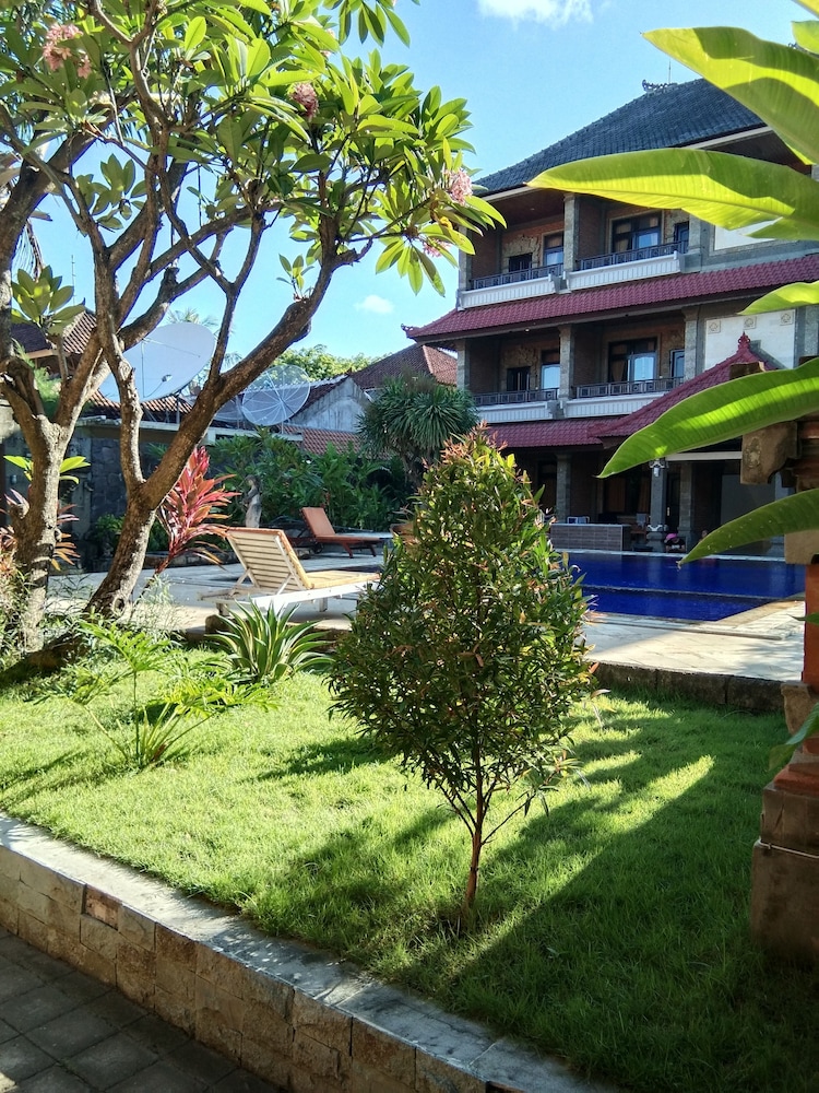 Tunjung Bali Inn view 5