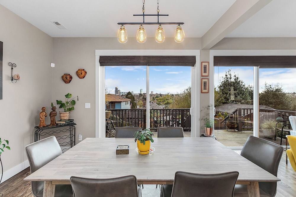 Madrona Bliss A Modern Escape