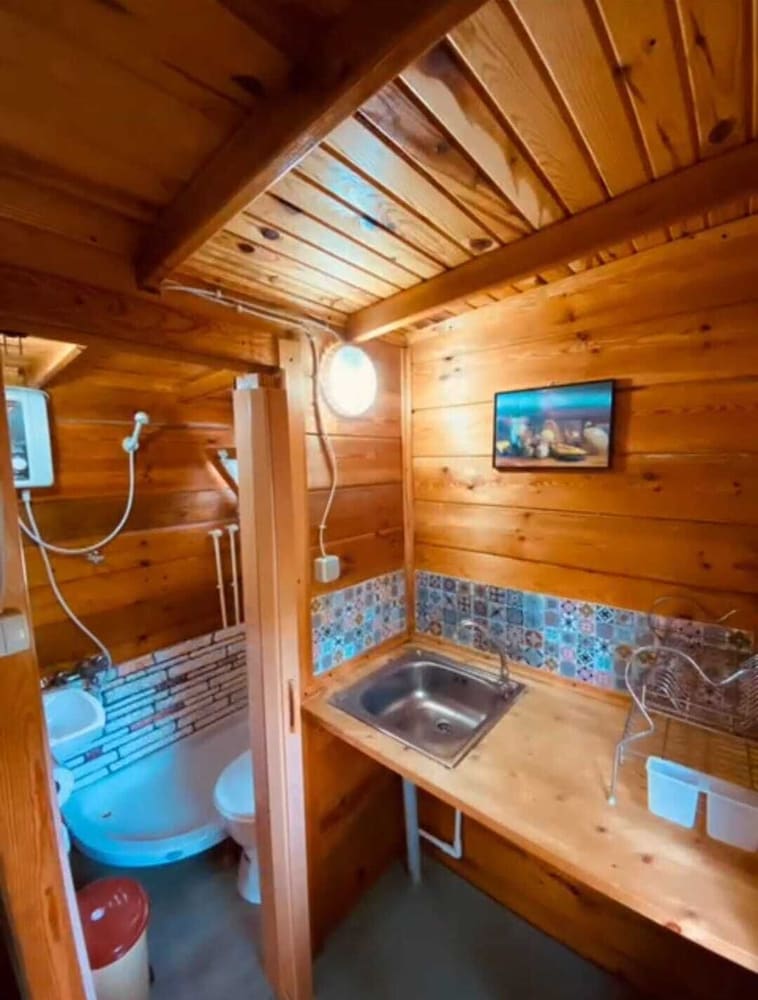 Photo 28