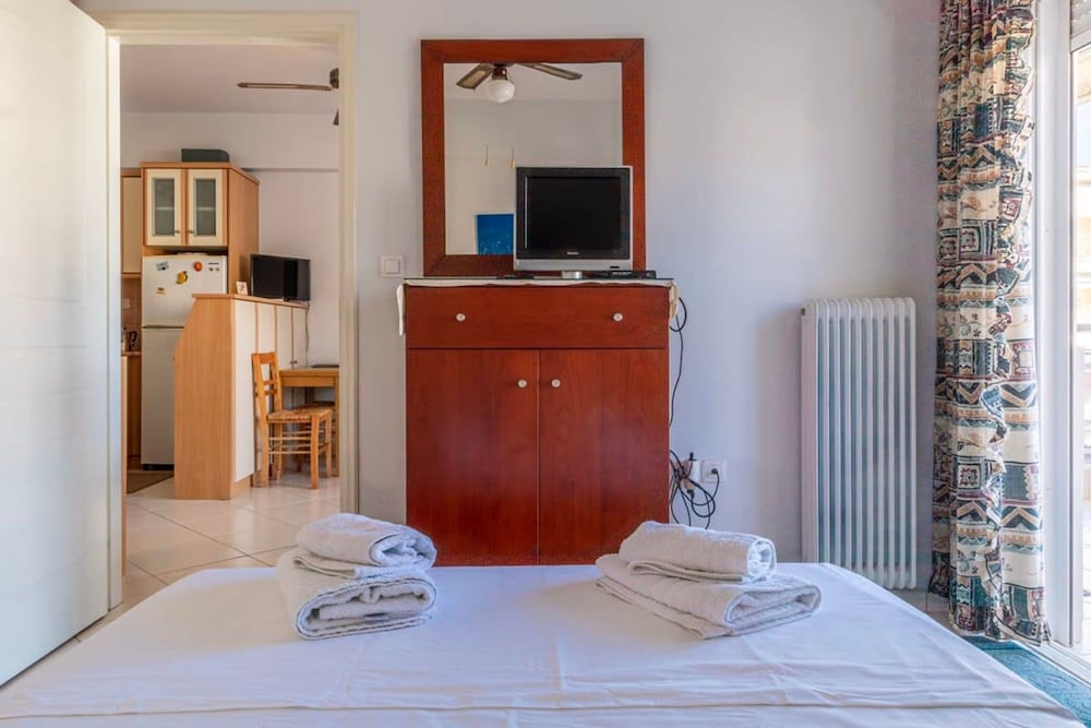 Comfy Beach Flat 10min to the City Center