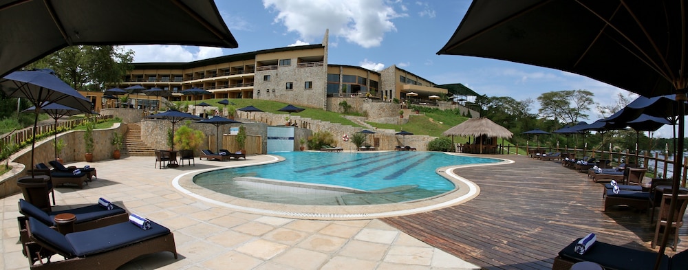 Chobe Safari Lodge | East Africa Uganda
