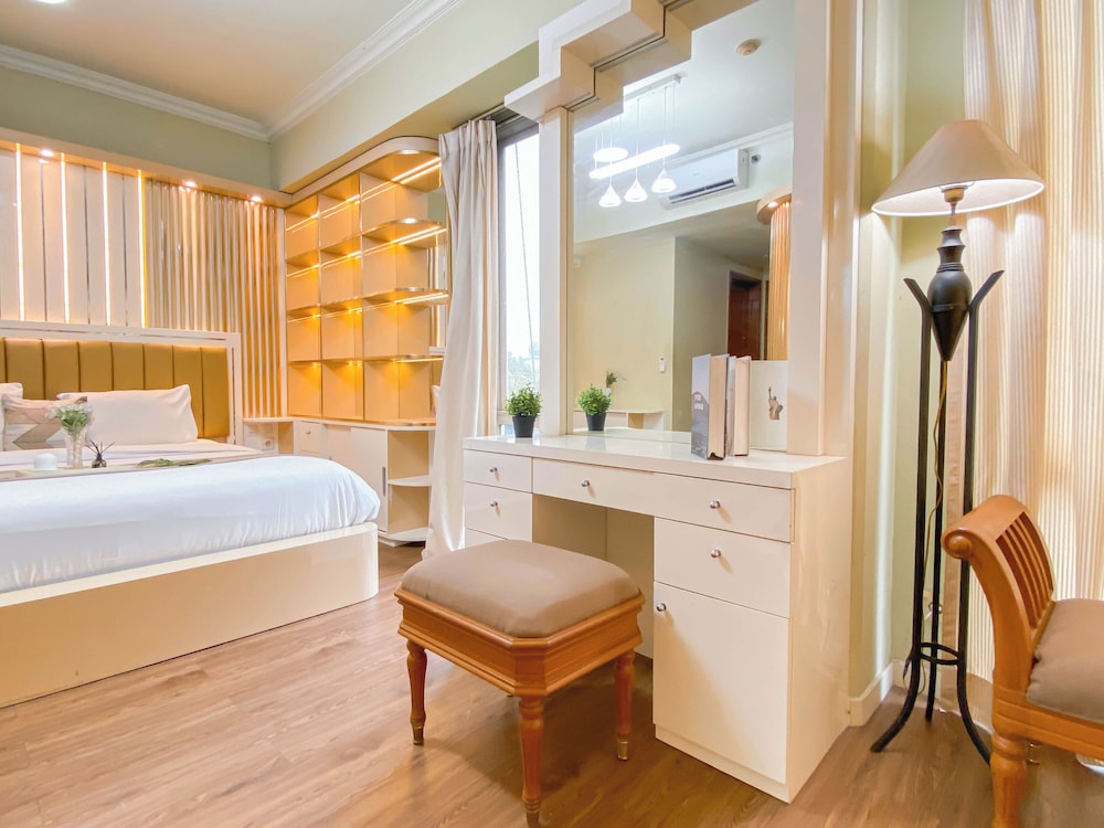 Elegant And Homey 3Br Puri Casablanca Apartment