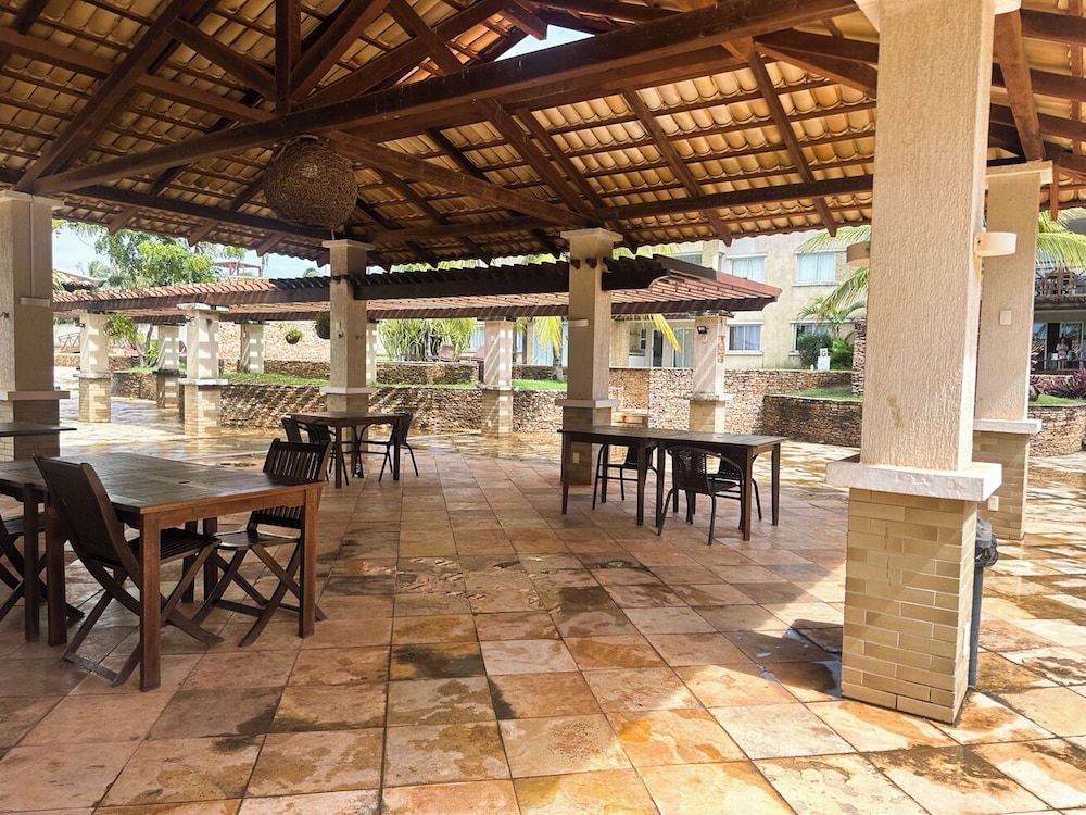 Apartamento com Piscina Varanda e Garagem em Pipa
