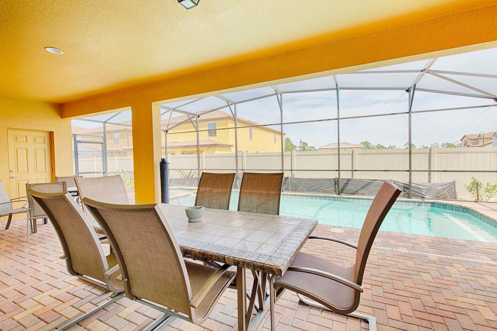 Shv1212ha - 8 Bedroom Villa In Windsor At Westside, Sleeps Up To 20, Just 7 Miles To Disney