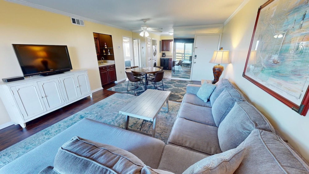 Lighthouse Point 2 by Tybee Vacation Rentals
