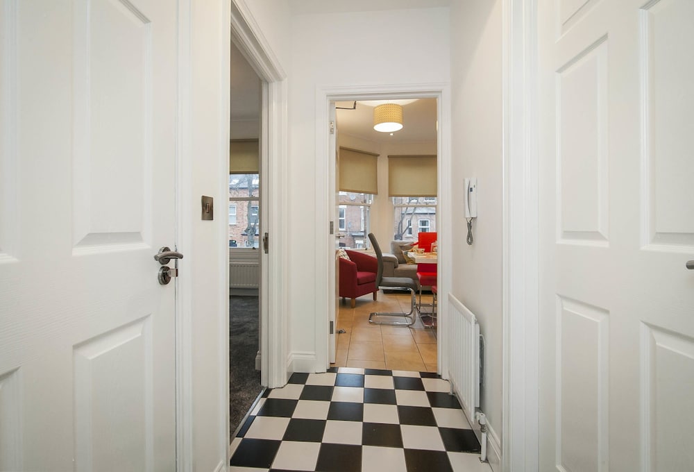 Haven Apartments at Eglantine Avenue view 2