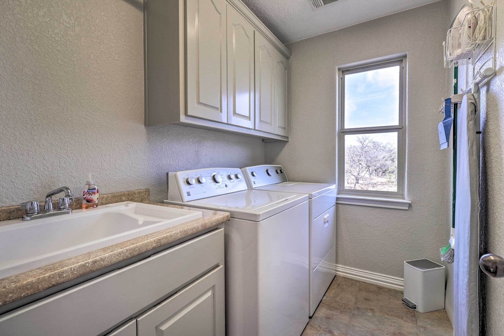 Marble Falls Vacations - Lake LBJ Waterfront Vacation Rental! - Property Image 5