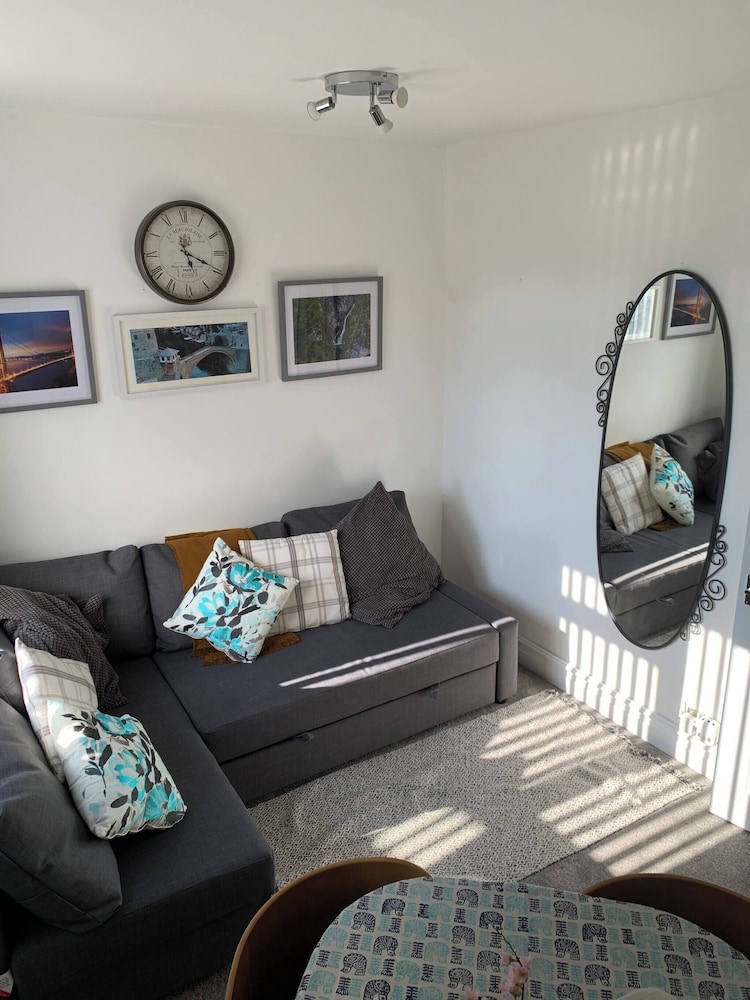Private Flat in Wrose, Shipley, Bradford
