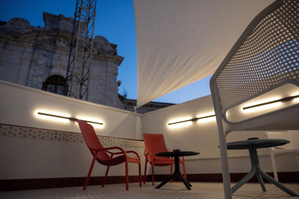 Iris Apartments photo 4