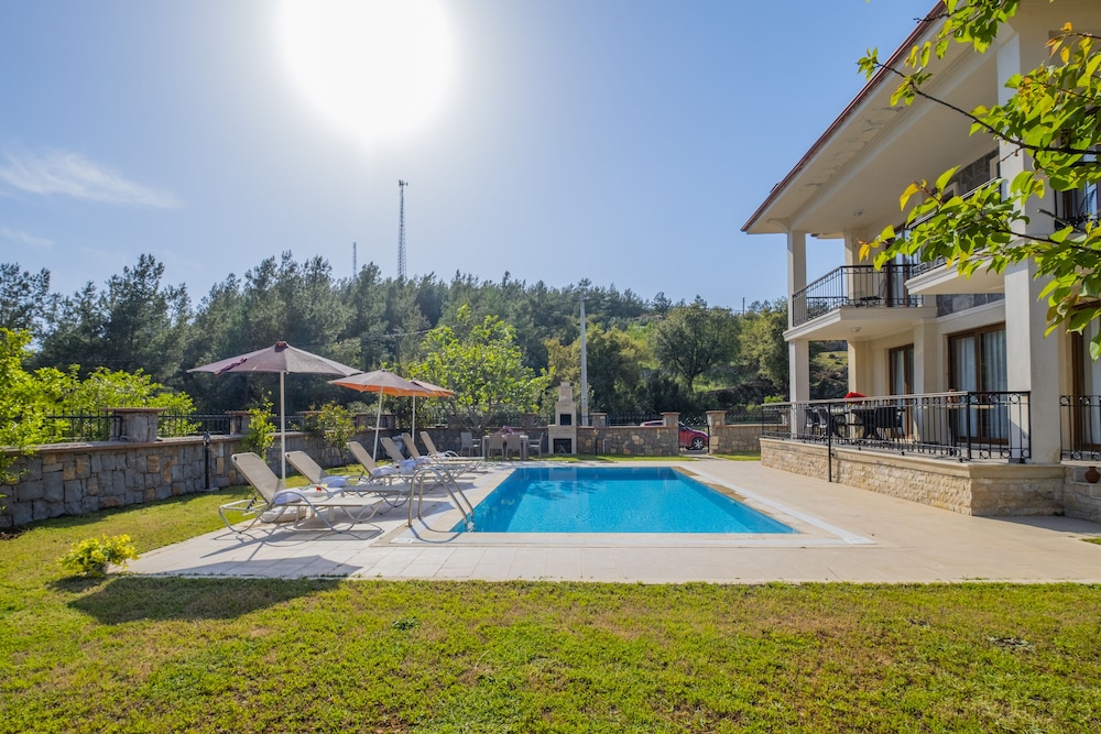 Infinity Opal Villa