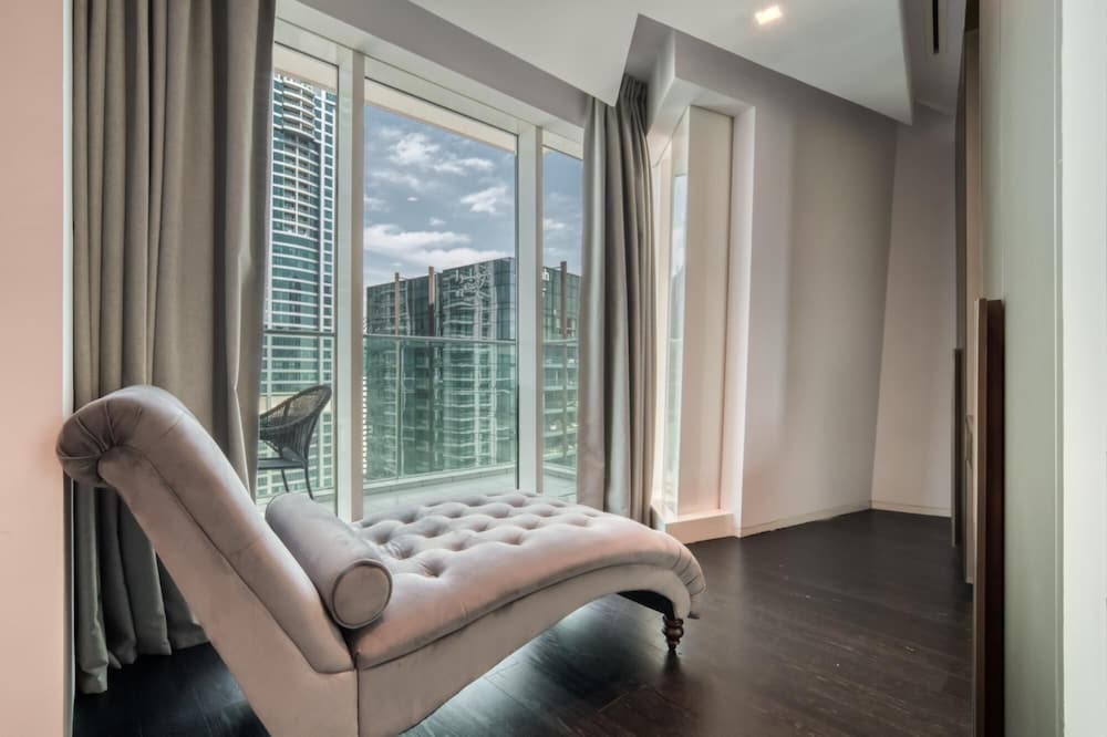 Damac Heights - 5904 - DM