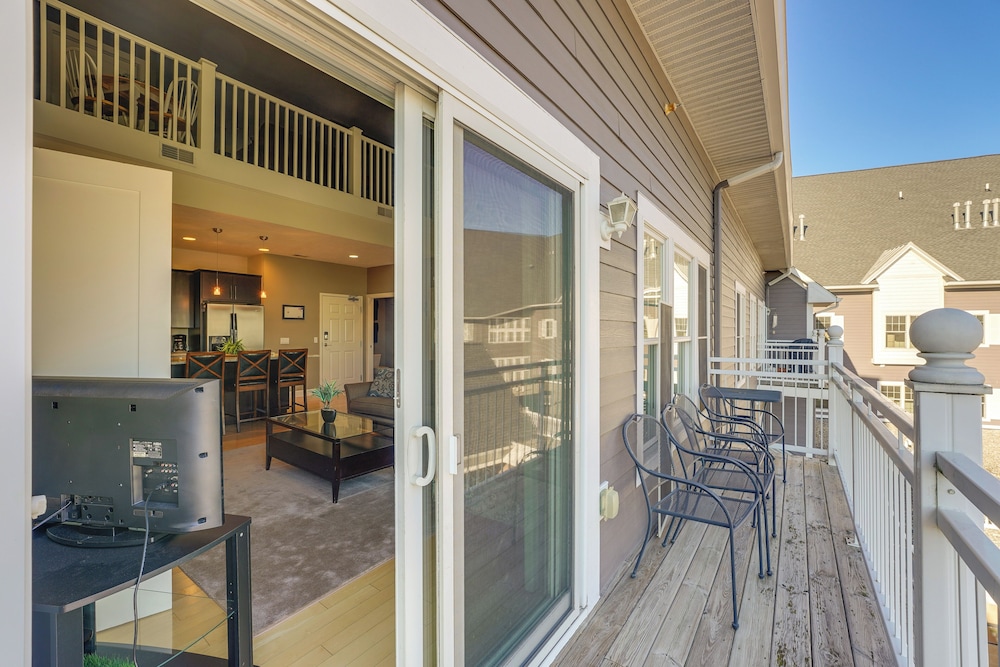 Marina, Pool & Balcony: Modern Spring Lake Condo