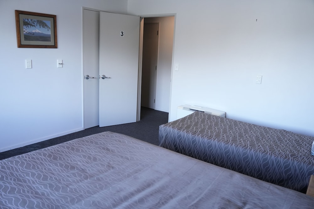 ACCOMMODATION GATEWAY MOTEL