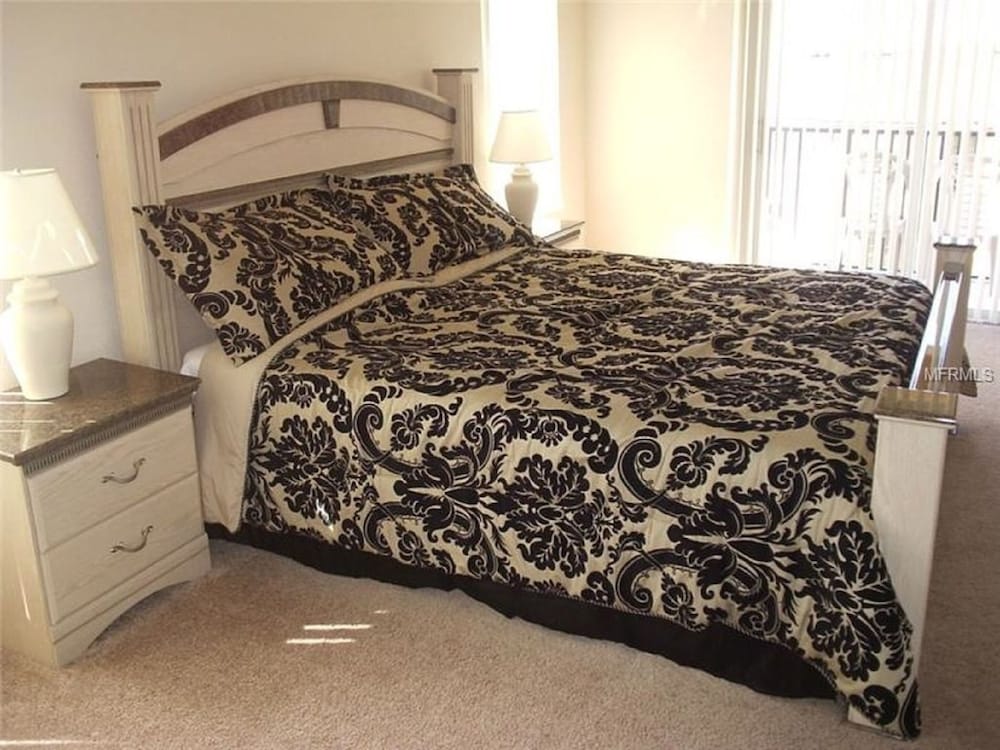 4BR Davenport Townhome by Watson-307CA view 5